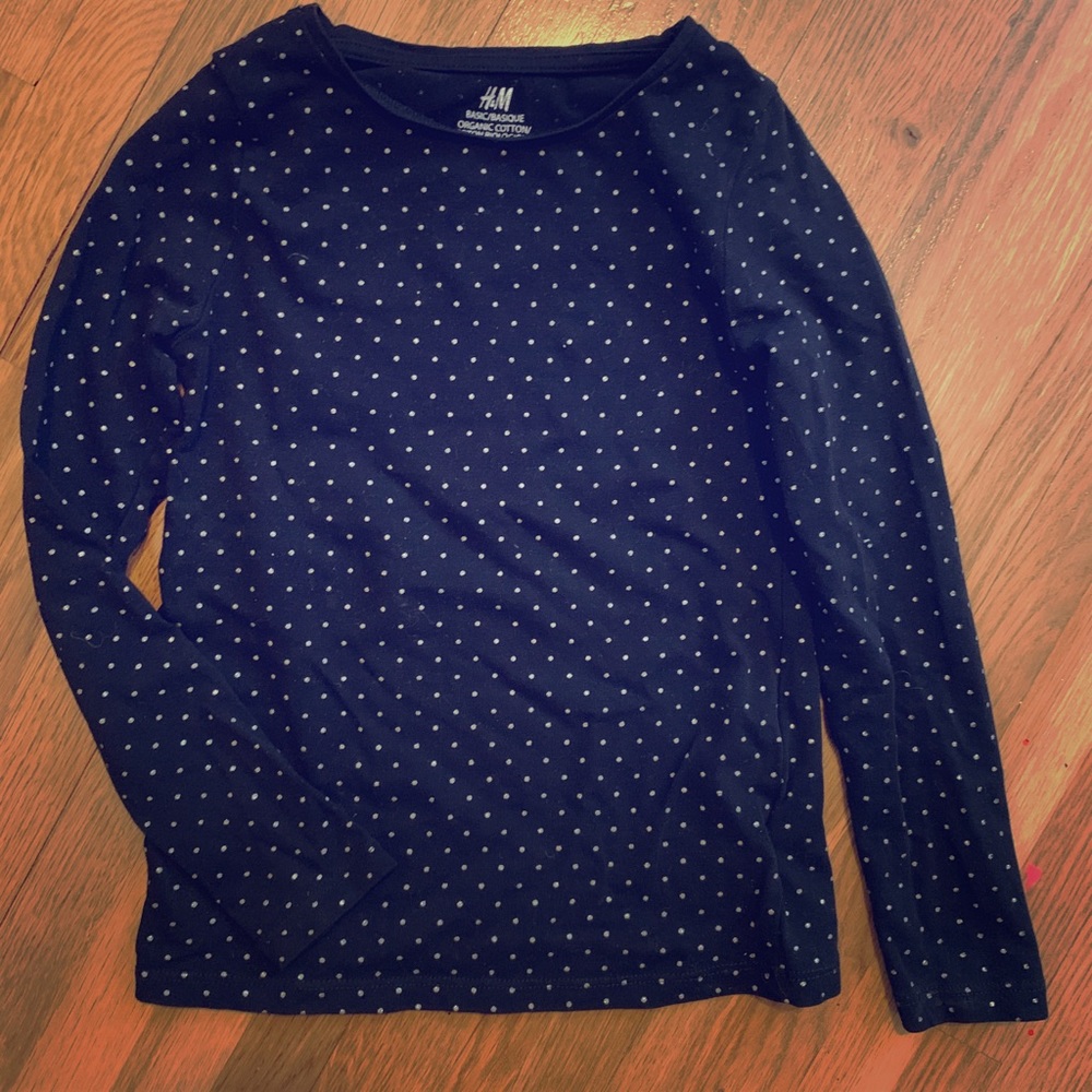 H&M LS Tee - Black polkdots - Like New 👚